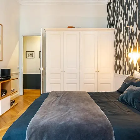 A Apartment Paris